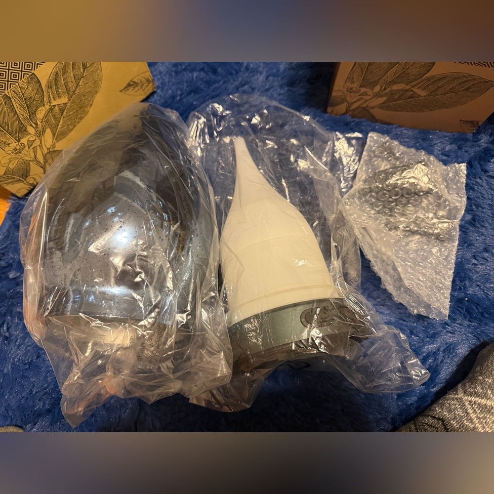 Scentsy Reflect Diffuser - Picture 2 of 4